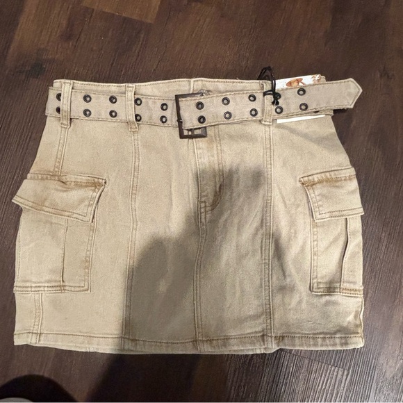 Dresses & Skirts - Tan Mini Skirt with Belt